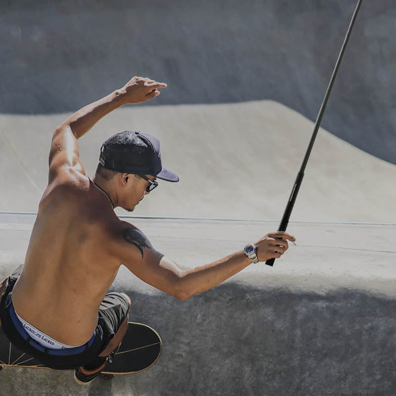 Unsichtbarer Selfie-Stick aus Kohlefaser