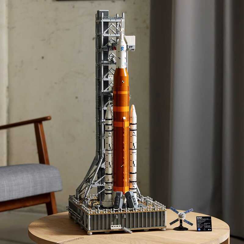 CosmoBuilder NASA Artemis Raketenbausatz