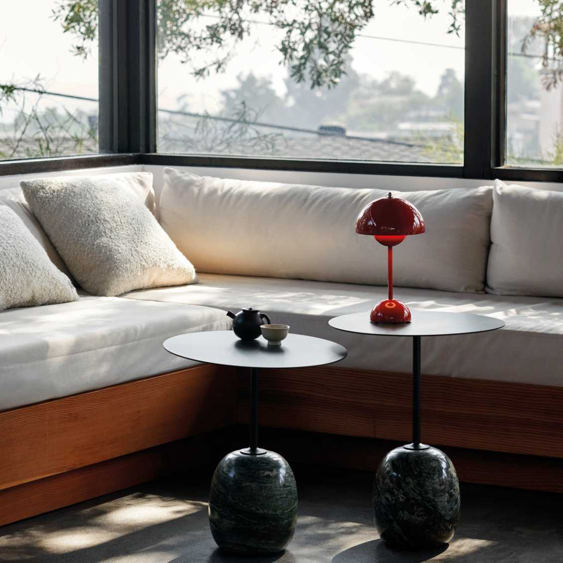 RadiantGlow LED-Lampe