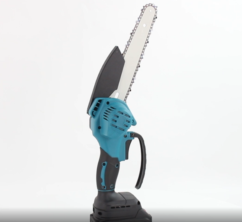 TimberSlicr Pro - Schnurlose Mini-Kettensäge für Baumbeschnitt
