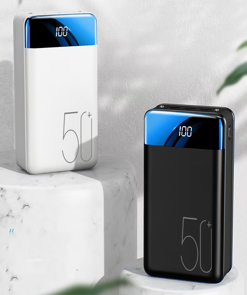 TitanMax 50000 - Tragbare Powerbank mit hoher Kapazität