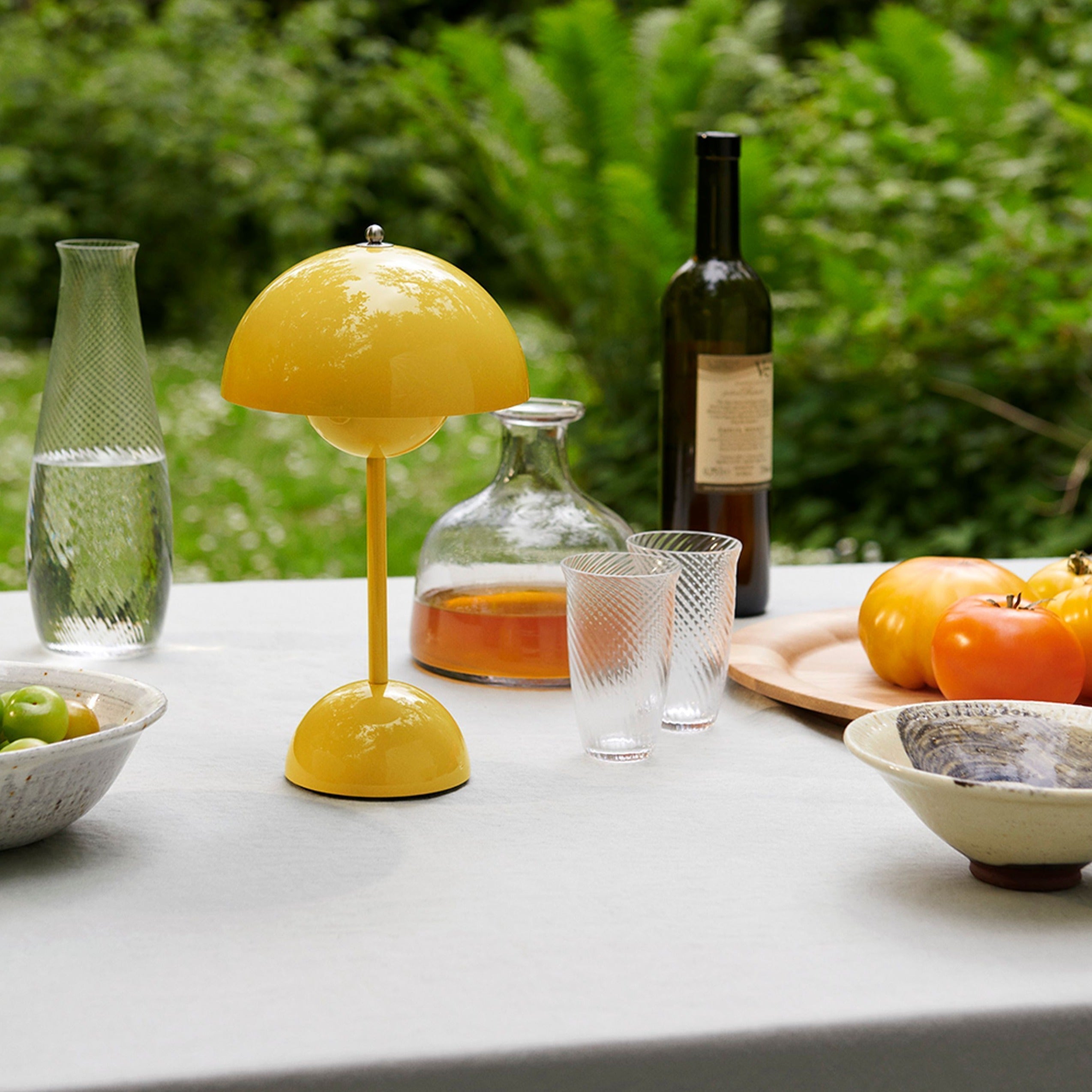 RadiantGlow LED-Lampe