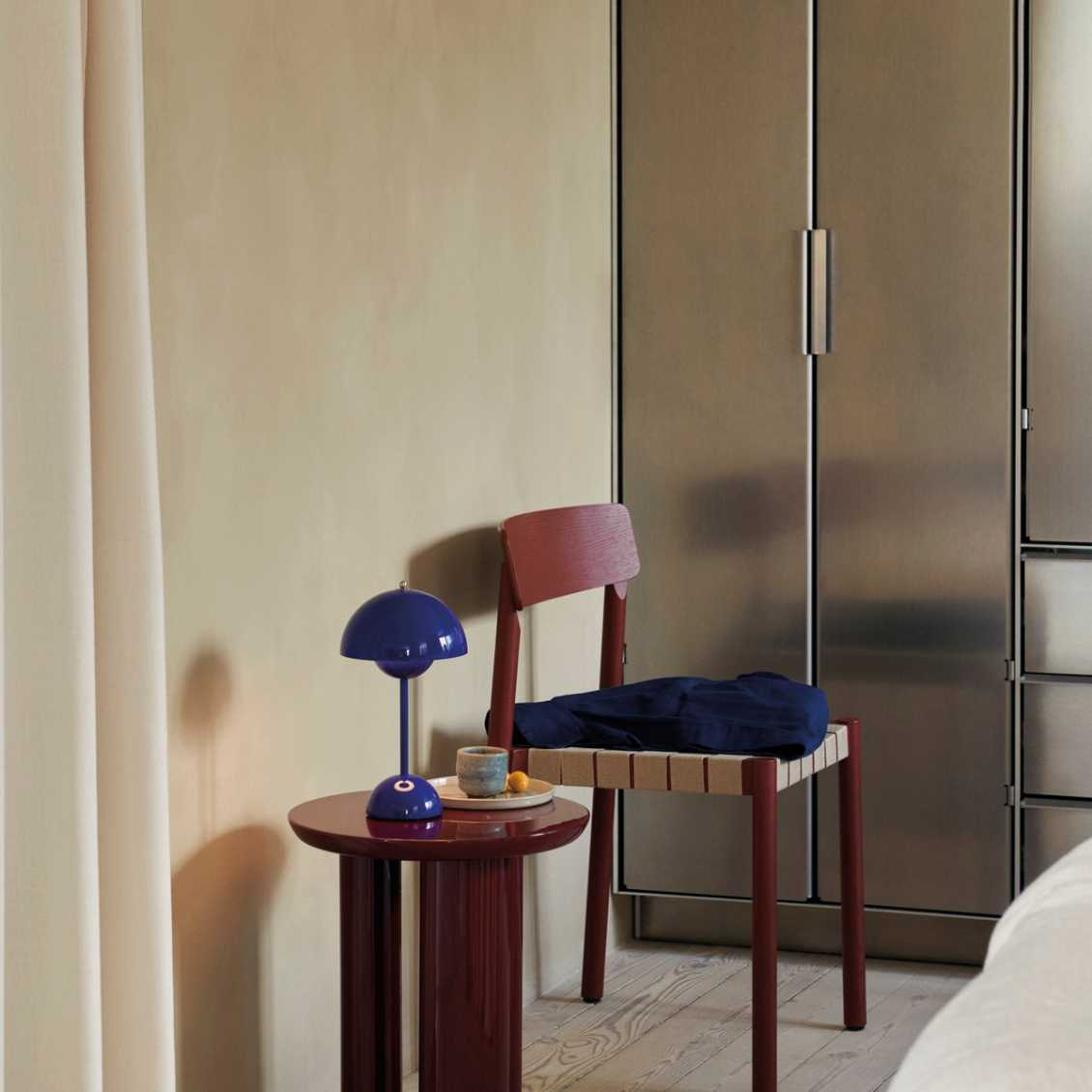 RadiantGlow LED-Lampe