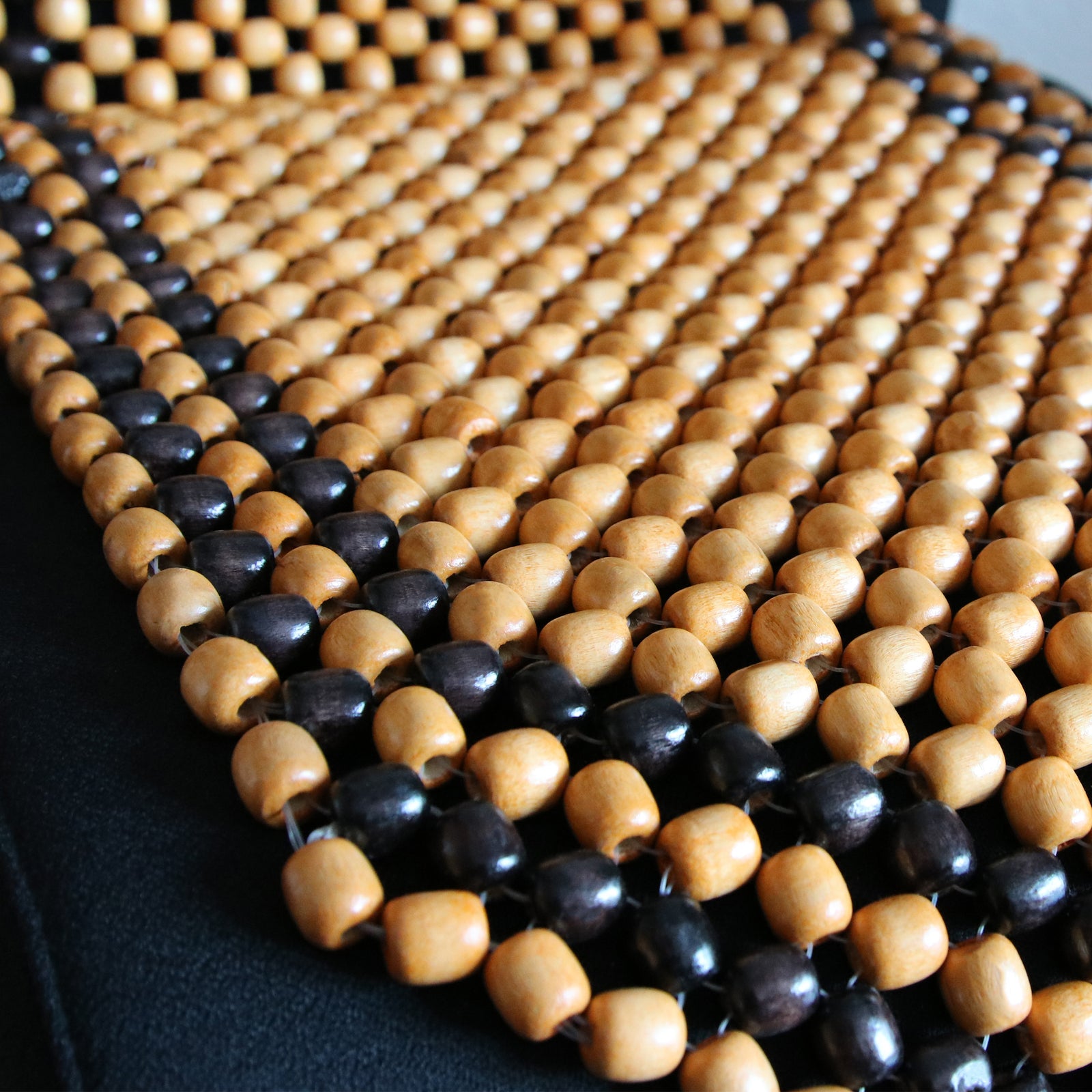 ZenBeads - Auto Sitzauflage Massage Holzkugeln