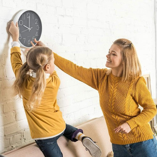 RustiClock Charm - Rustikale Wanduhr